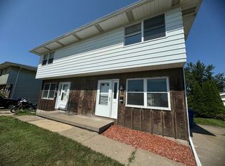3302-3304 W 18th St #3302, Davenport, IA