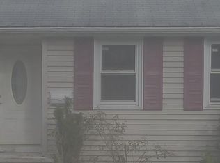 2 Pinckney St, Taunton, MA 02780