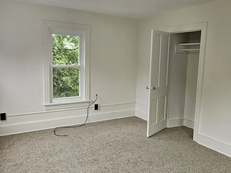6027 Main St #1 — Photo 12