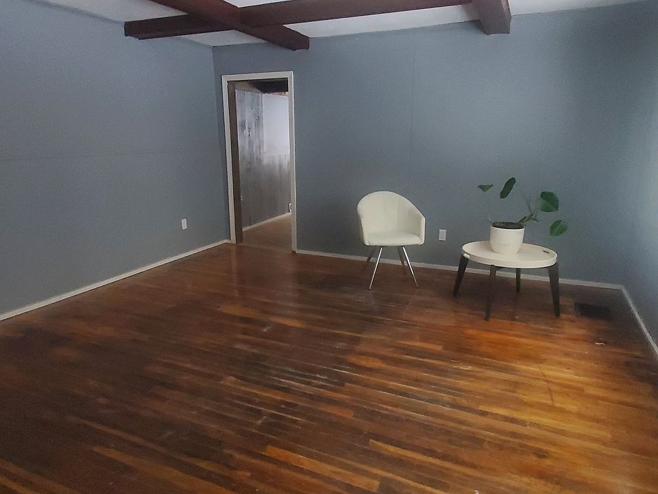 1st image of 83 Mason Rd
