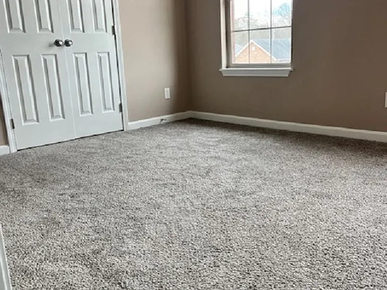 156 Madison Rae Blvd — Photo 9