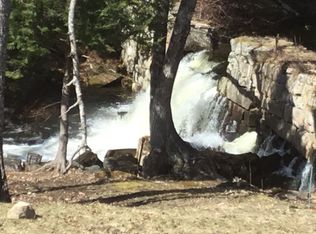 78 Depot St, Harrison, ME 04040