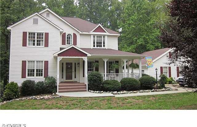 1st image of 3404 Sherwood Bluff Way