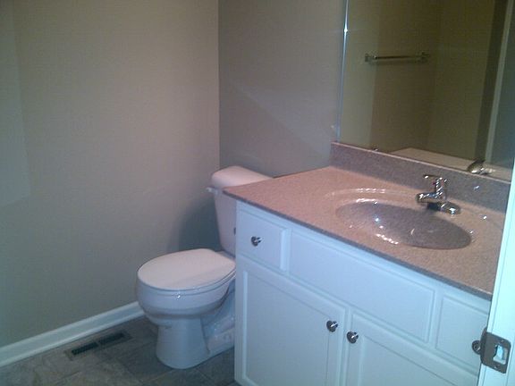 5th image of 1608 NW Hilltop Ln