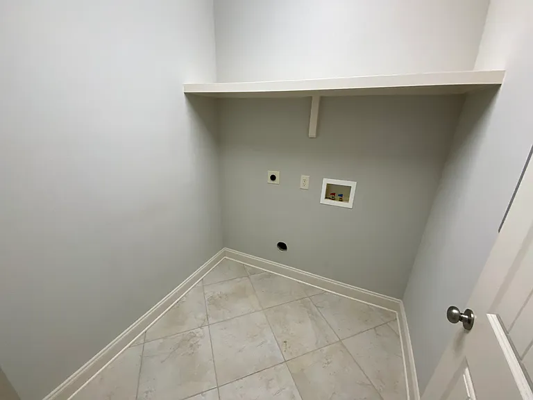 7700 Kari Ln — Photo 13