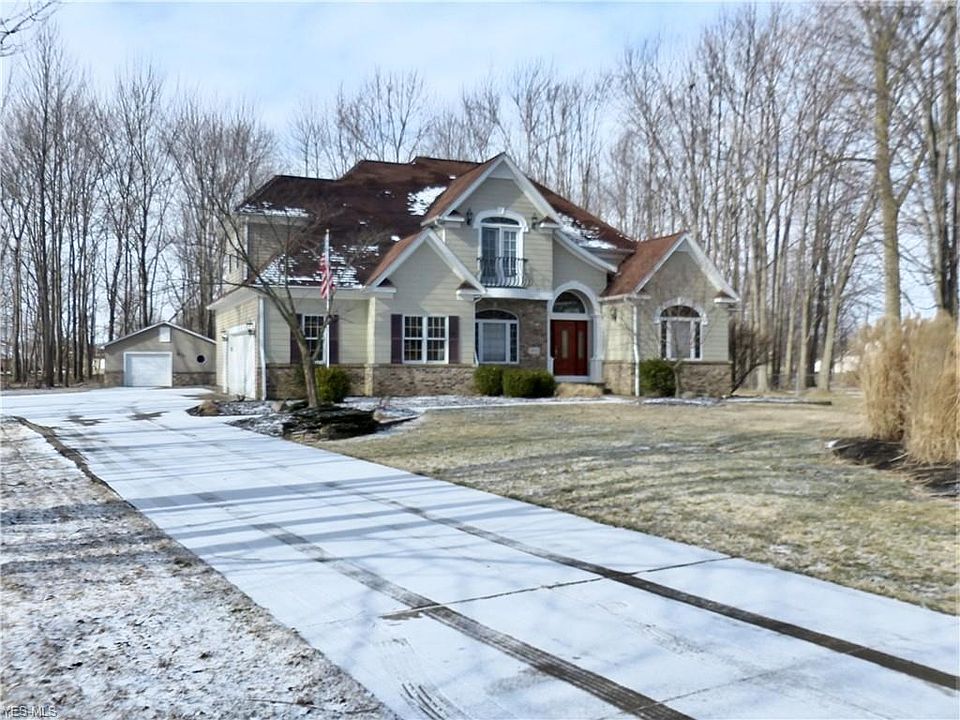 1st image of 7402 Spring Blossom Dr