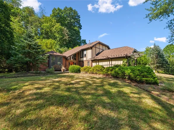 213 Urick Ln, Monroeville, PA 15146