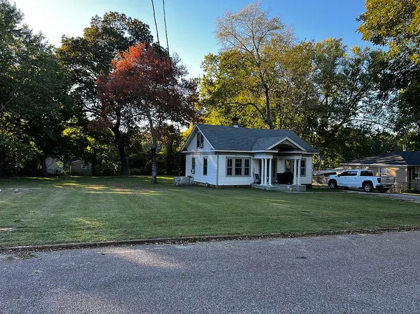 126 Melrose St, Jackson, TN 38301