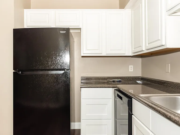 Willow Ridge Apartments — Photo 48
