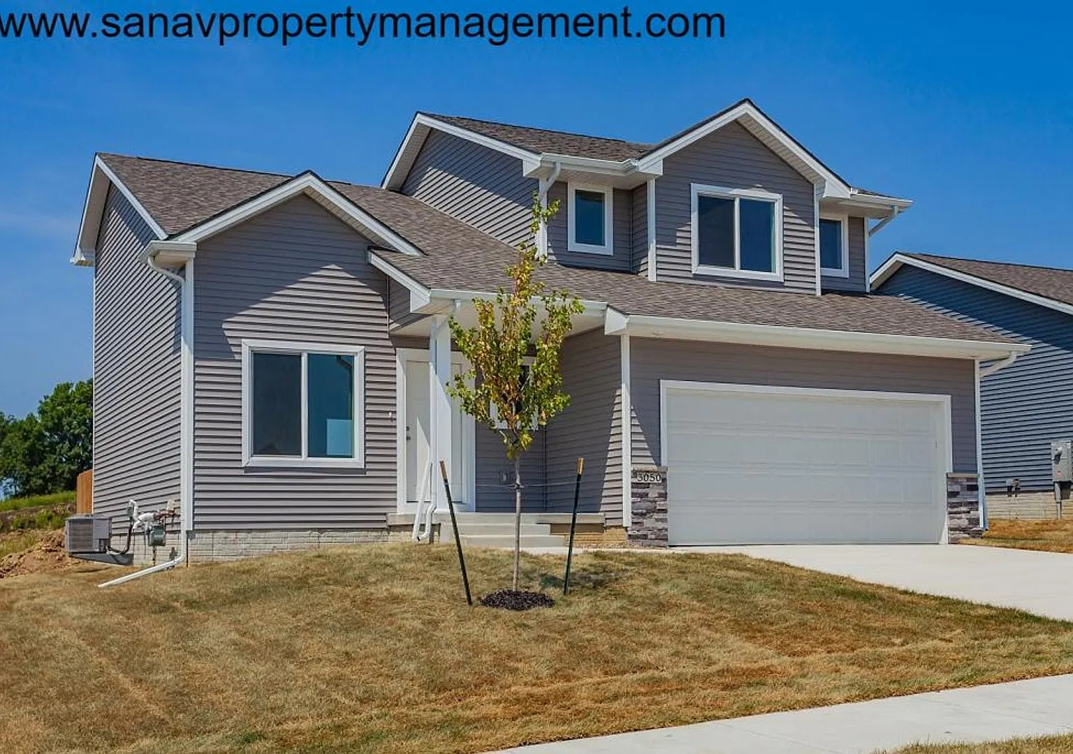Prime Waukee Living: Your Dream Home Awaits! — Photo 1