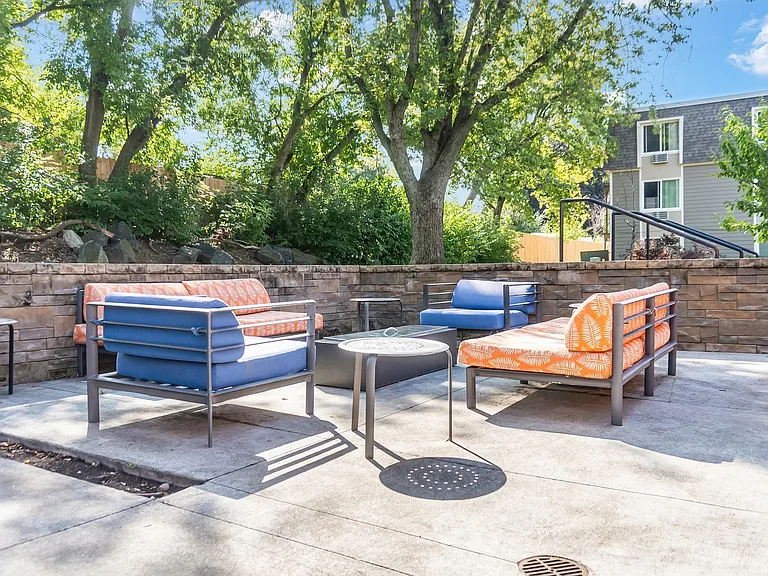 Terra Pointe Apartments — Photo 10