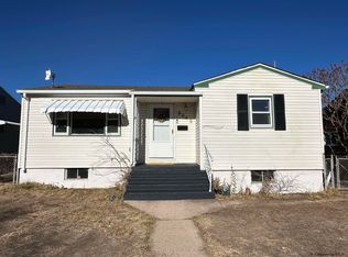 2542 E 9th St, Cheyenne, WY 82001
