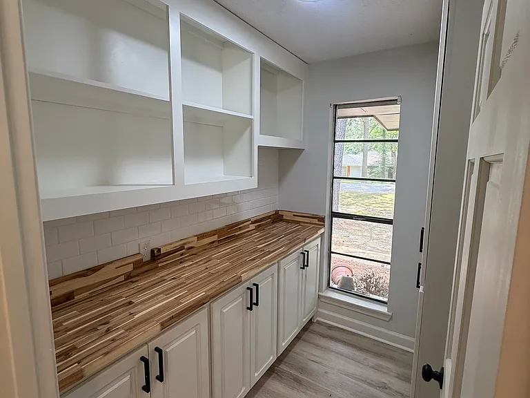 109 Park Ln — Photo 9