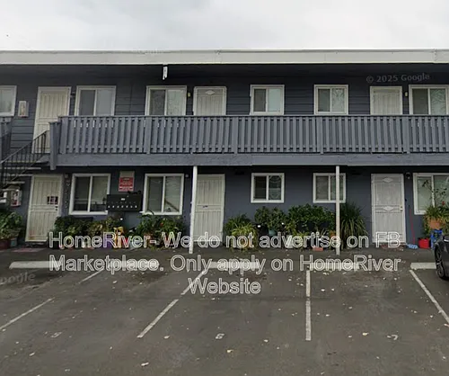 590 Las Palmas Ave #2 Photo 1