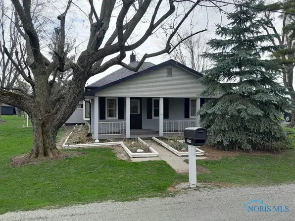 9814 Anderson St, Mark Center, OH 43536