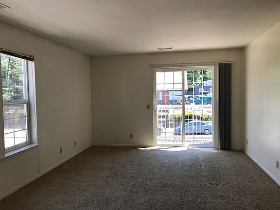 4th image of 911 Billy Frank Jr St APT 4