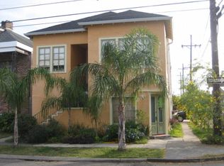 2103 Robert St, New Orleans, LA 70115