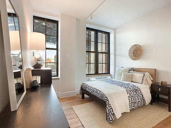 4th image of 25 Washington St APT 5F