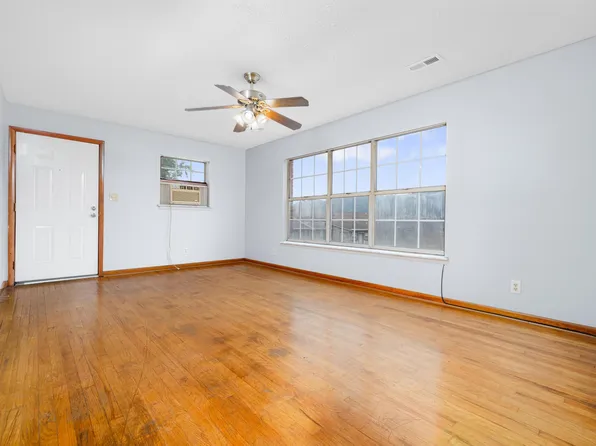 435 Beasley St APT 3, Elizabethton, TN 37643