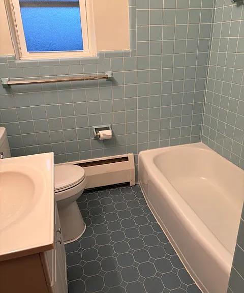 4204 Sussex Dr #B — Photo 3