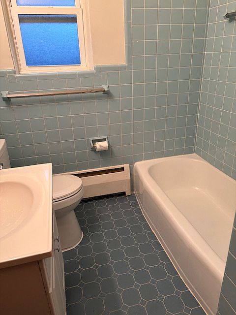 2nd image of 4205 Sussex Dr APT B