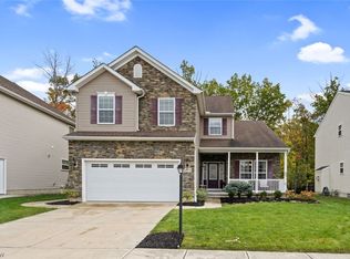 10371 Redbud Dr, Aurora, OH 44202