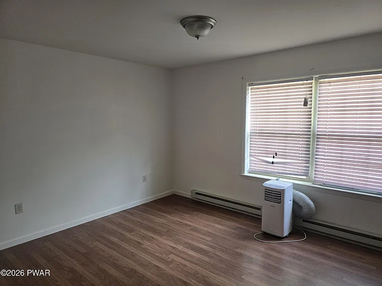 103 Spruce Pl — Photo 6
