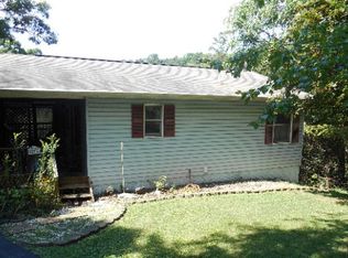 830 King David Dr, Linden, VA 22642