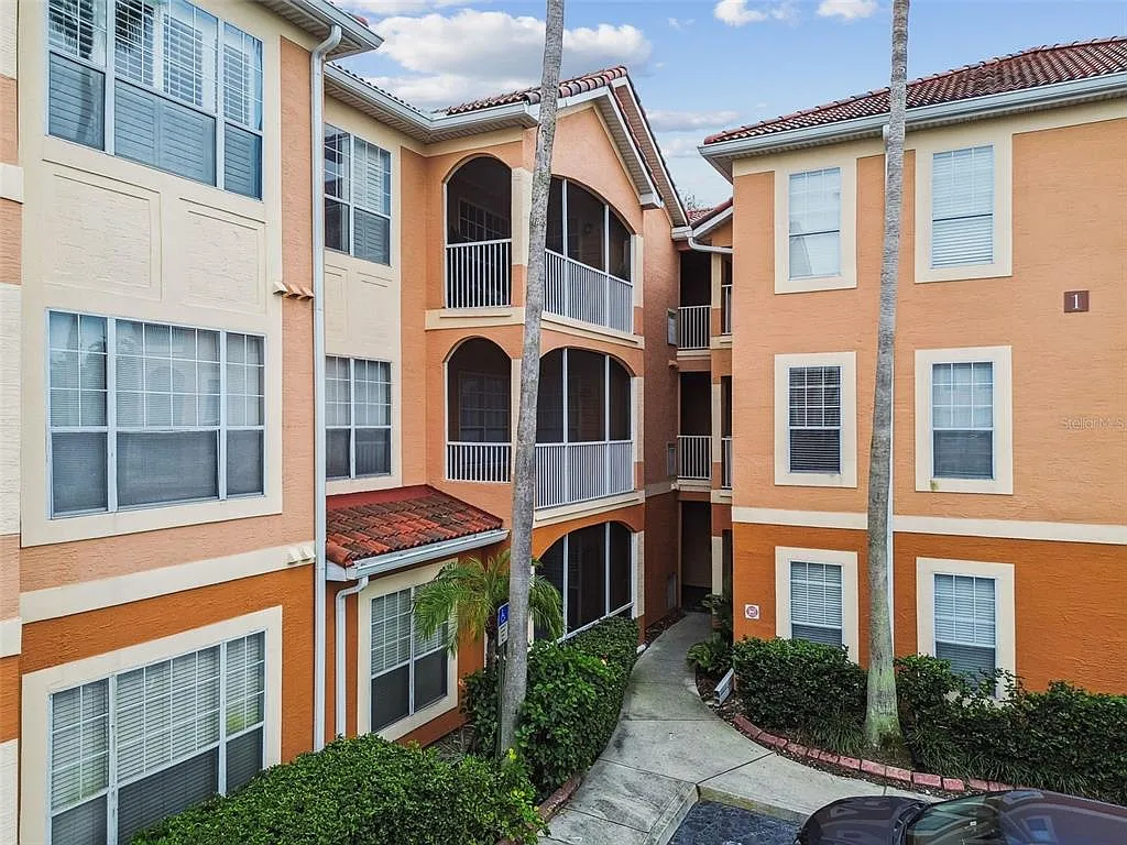 Building Photo - 5000 Culbreath Key Way #1215