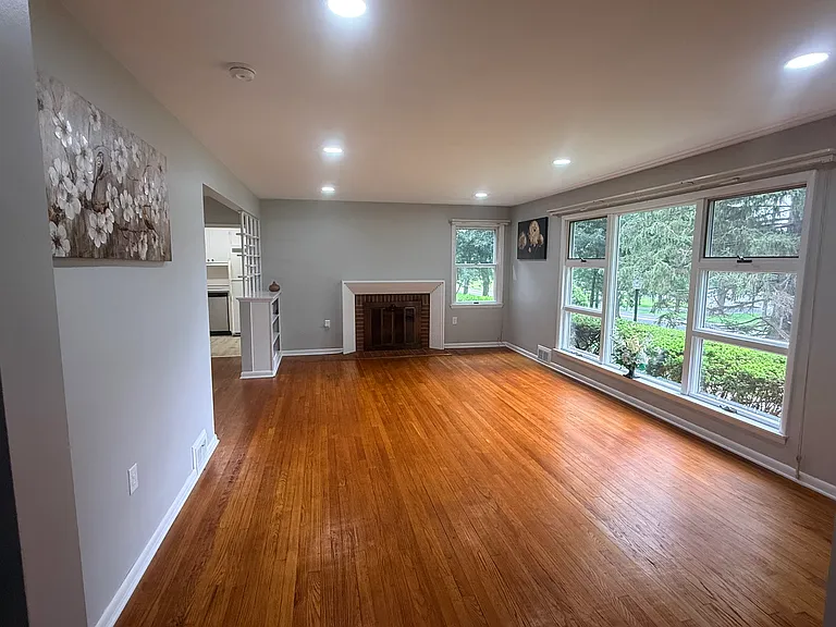 5460 Ten Oaks Rd — Photo 5