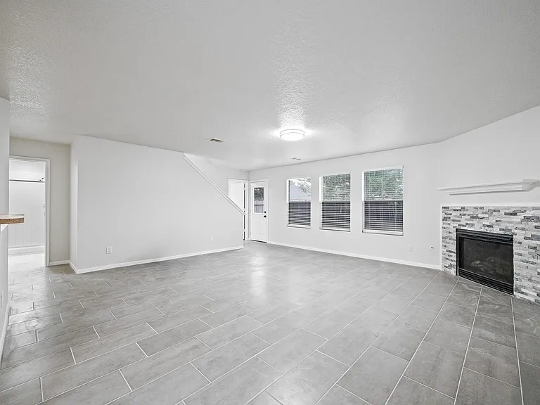 19606 Narcissus Brook Ln — Photo 5