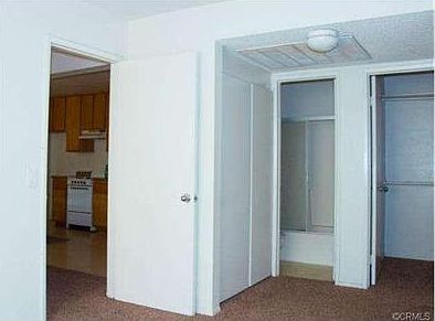 5th image of 3719 Oak Creek Dr APT E