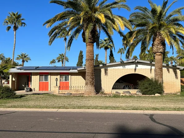 680 E Fairway Dr, Litchfield Park, AZ 85340