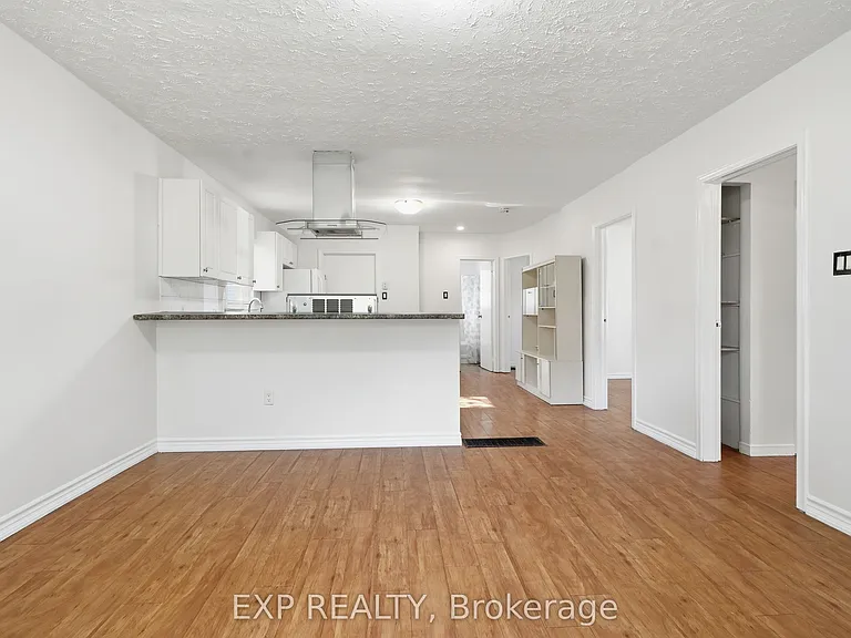 29 Rockwood Ave — Photo 10