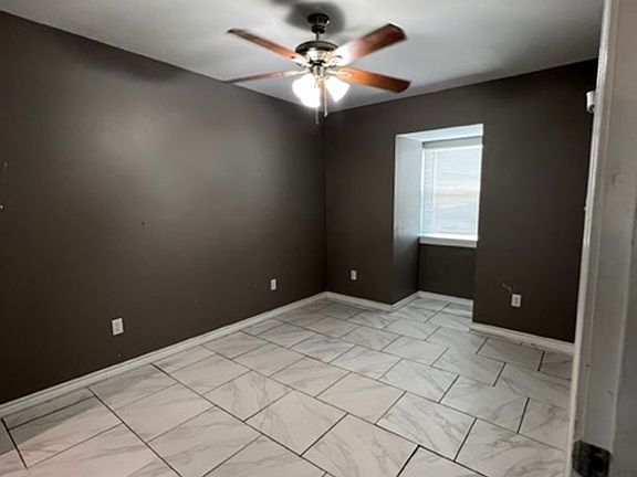 3rd image of 4826 Bonita Dr