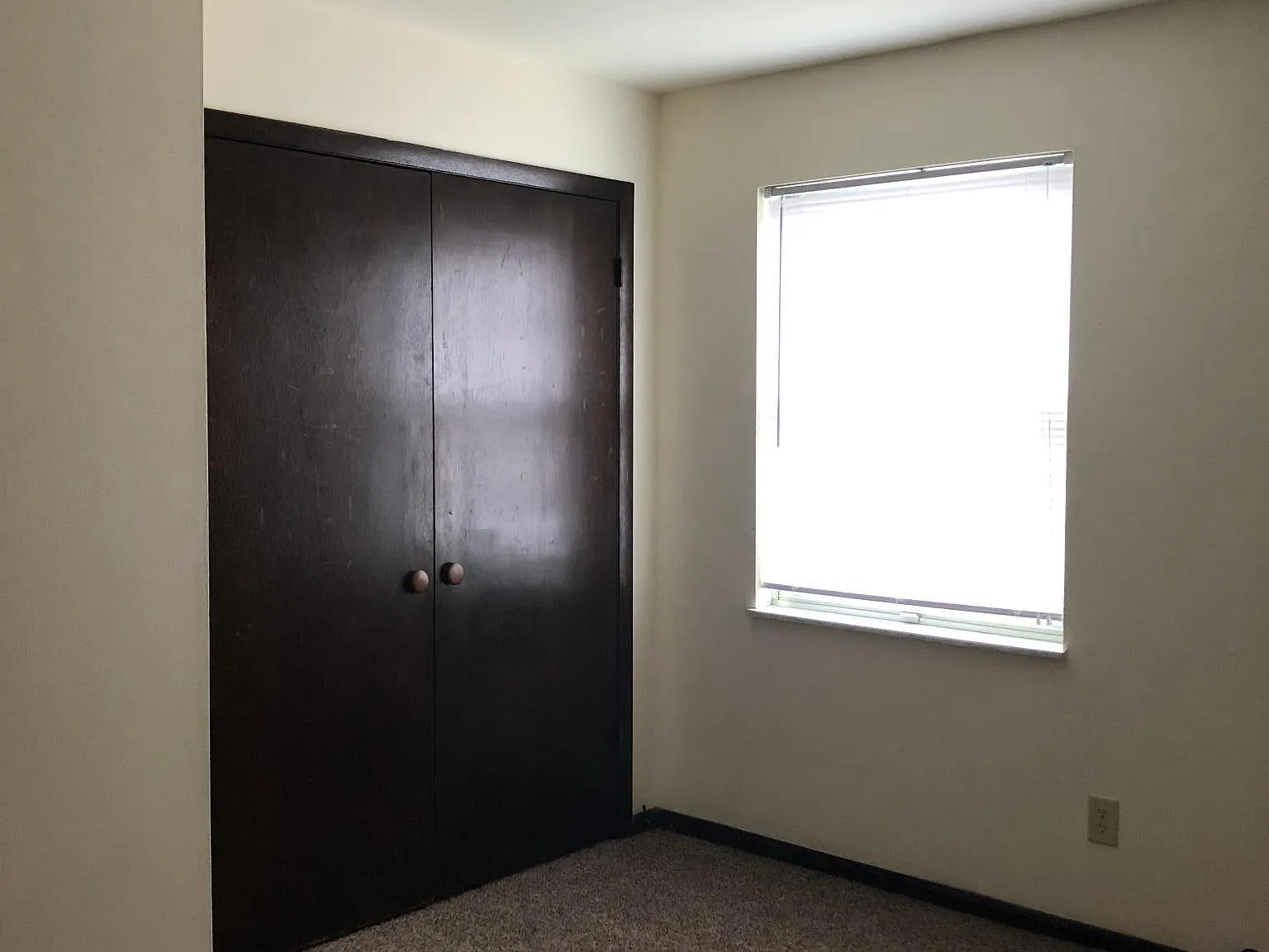 1106 Jefferson St — Photo 2