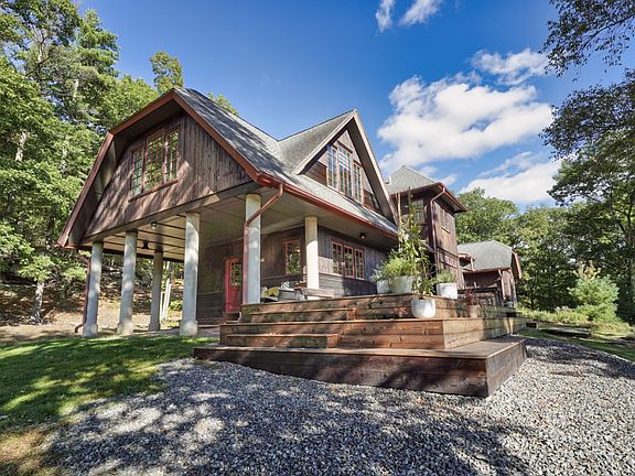 2nd image of 49 Cricket Rdg