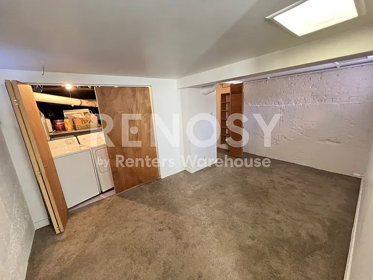 1017 S Pearl St — Photo 10