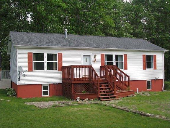 3rd image of 36084 Vaughn Ln