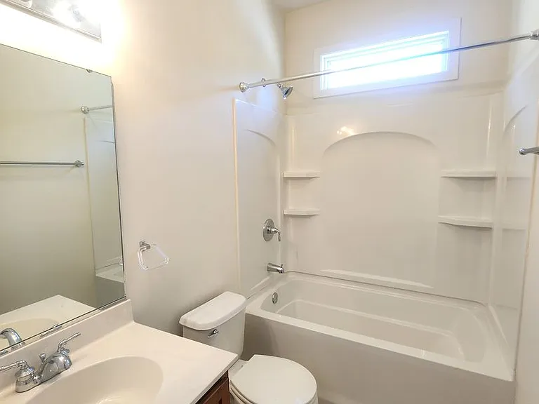 112 Woodcreek Cir — Photo 7