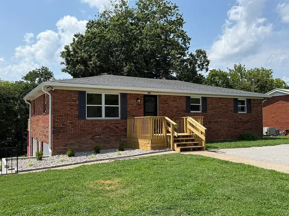 305 Dink Embrys Buttermilk Rd, Hopkinsville, KY 42240