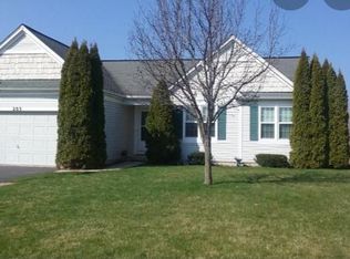 203 Paradise Pkwy, Oswego, IL 60543