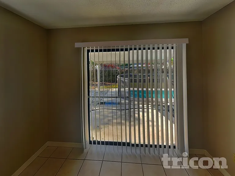 120 Waverly Dr — Photo 5