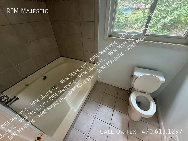 3518 Moonlight Ct — Photo 26