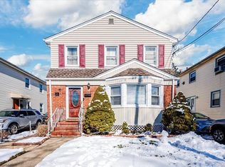 55 W Fenimore St, Valley Stream, NY 11580