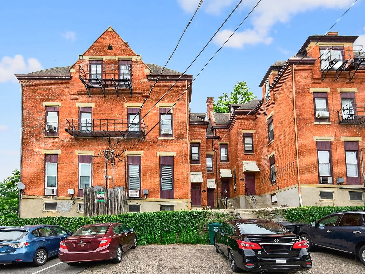 St. James of Eden Park-Newly Renovated Studios, 1BR, 2BR in East Walnut Hills! — Photo 1