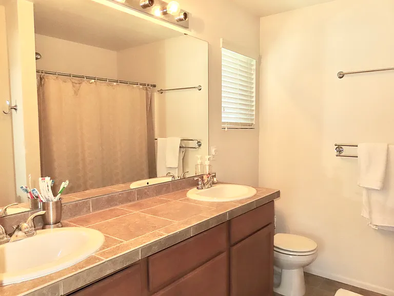 6617 Douglas Ave SE — Photo 18