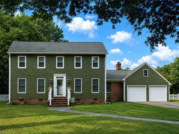 112 Beechwood Dr, Franklin, VA 23851