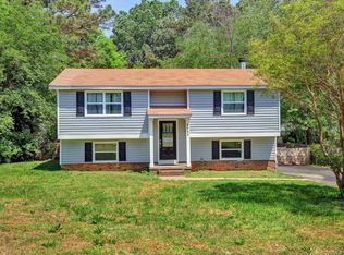 9042 Resaca Rd, North Chesterfield, VA 23236