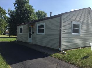 1377 Southfield Dr S, Columbus, OH 43207
